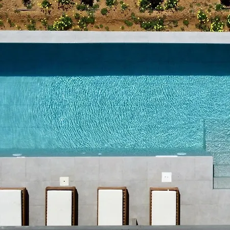 Villa Ninemia *