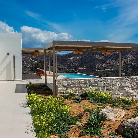 Ninemia Villa *